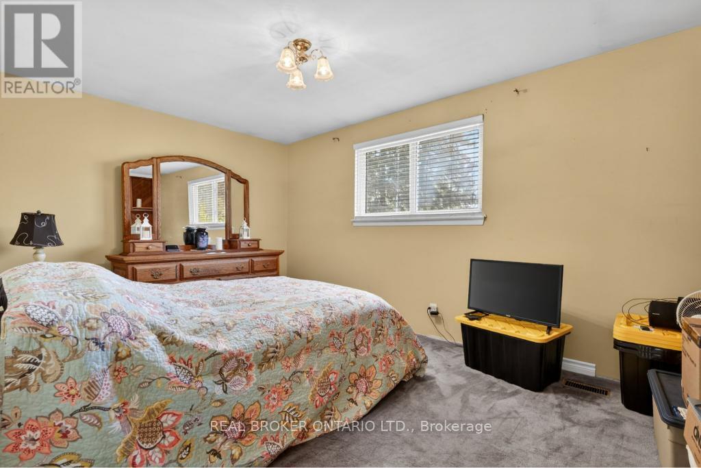 55 SUNRISE CRESCENT - 14