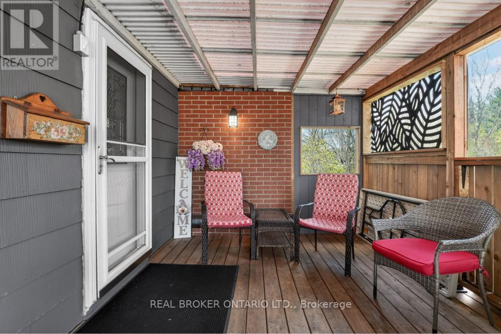 55 SUNRISE CRESCENT - 17