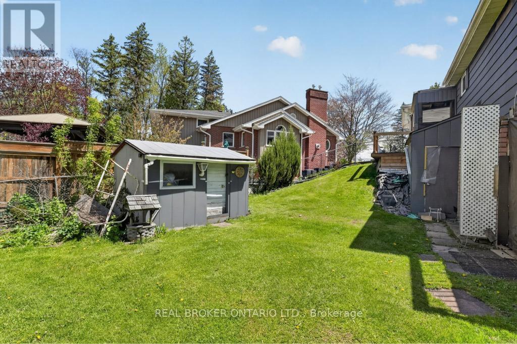 55 SUNRISE CRESCENT - 20