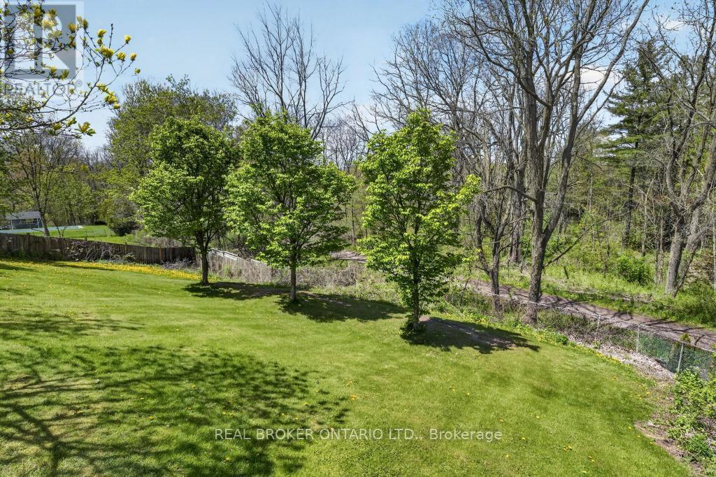 55 SUNRISE CRESCENT - 5