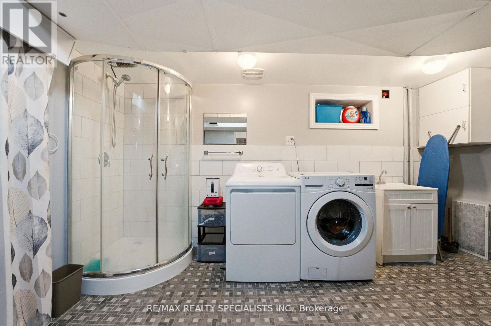 377 KAREN PARK CRESCENT - 21