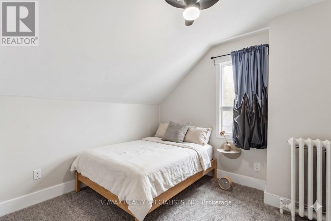 15 CATHERINE STREET - 21