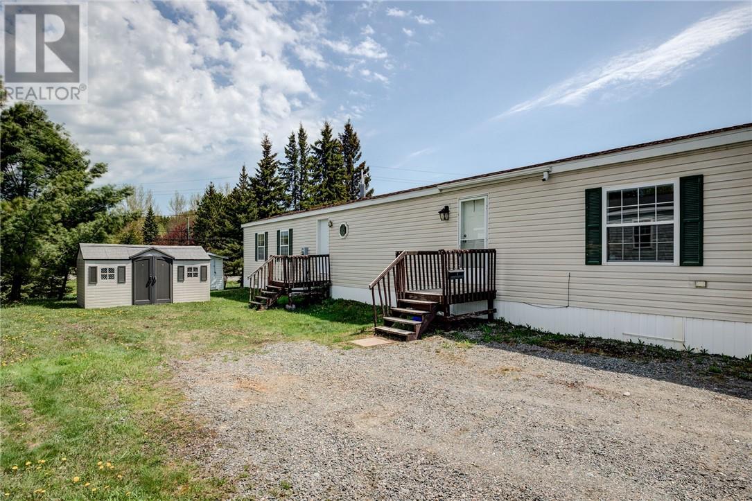 92 Corbin Avenue - 21