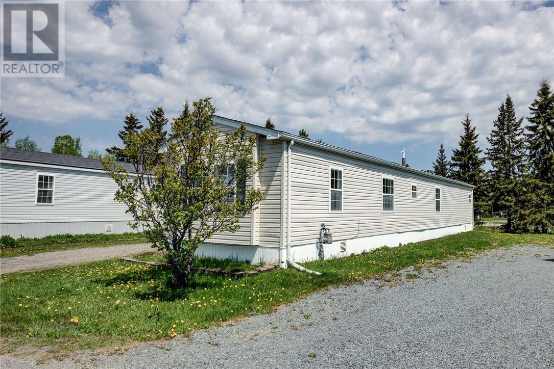 92 Corbin Avenue - 22