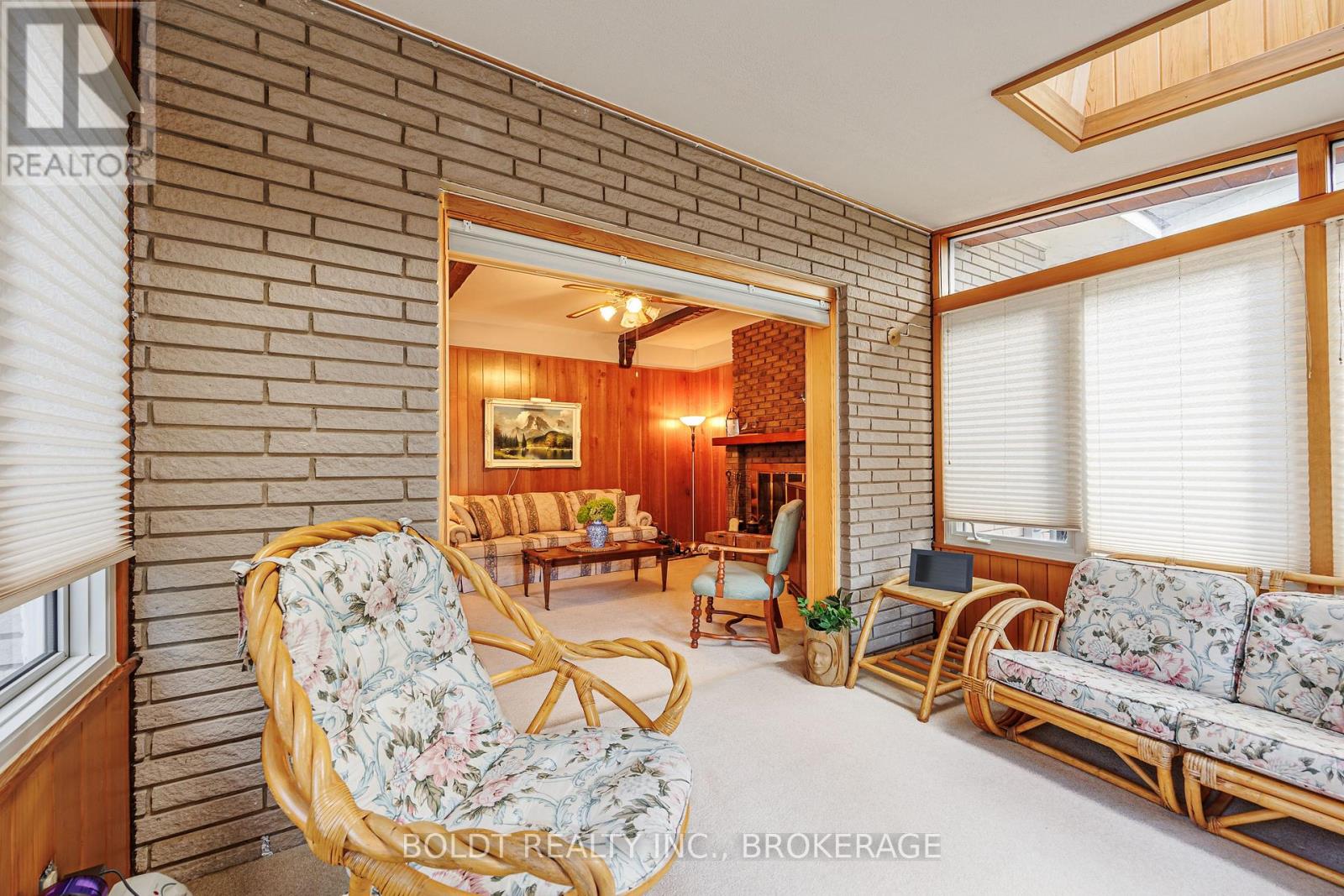 7 MAYHOLME COURT - 14