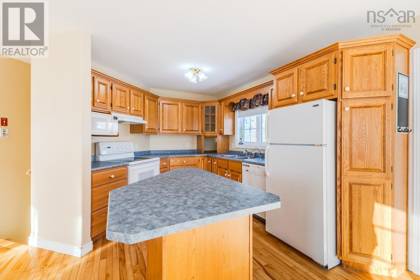 40 Silverwood Dr. - 14