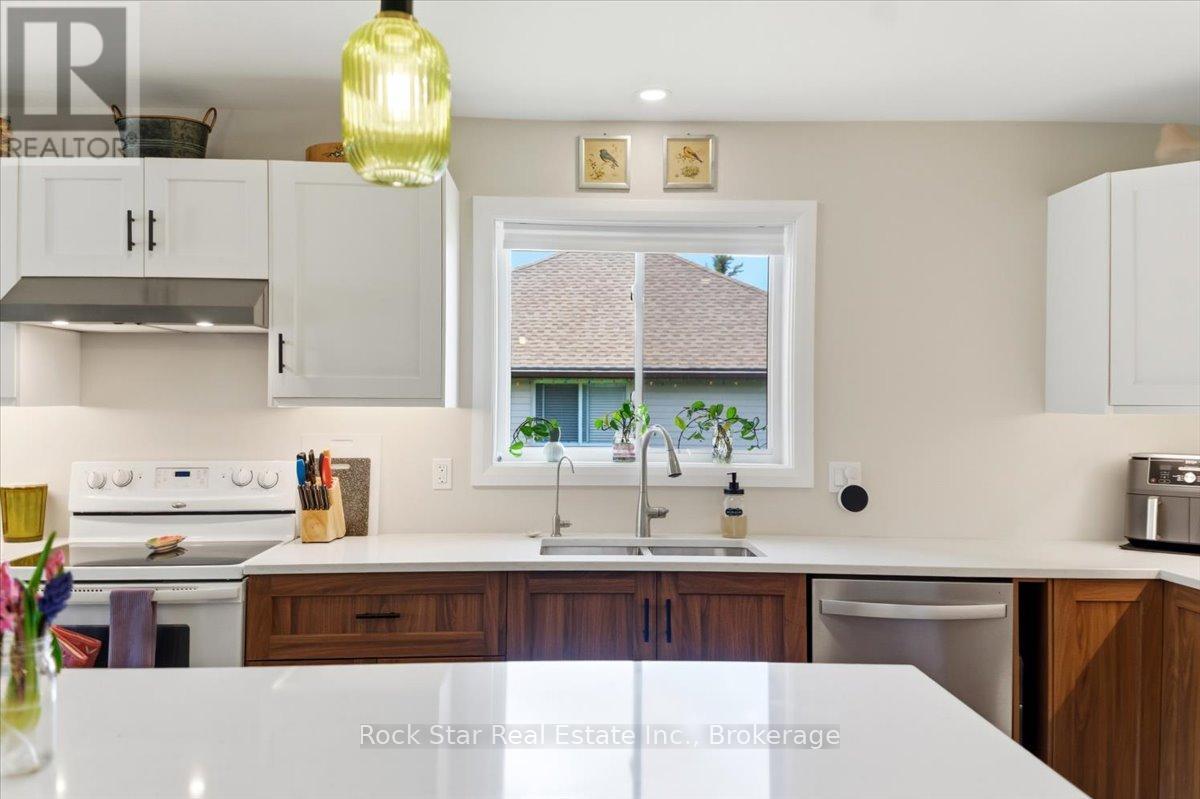 9487 MAAS PARK DRIVE - Image 11