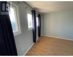 128 Heathwood Heights Drive, Aurora, ON L4G4W1 Photo 24