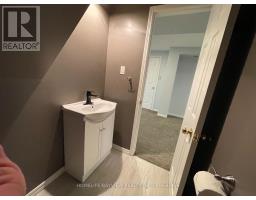 128 Heathwood Heights Drive, Aurora, ON L4G4W1 Photo 32
