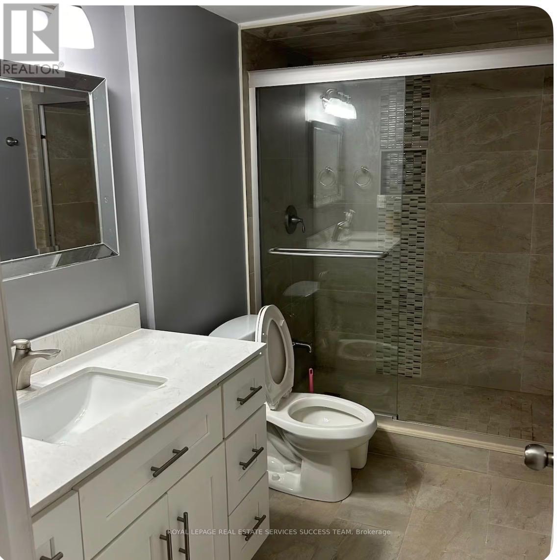 2360 CREDIT VALLEY ROAD - 22