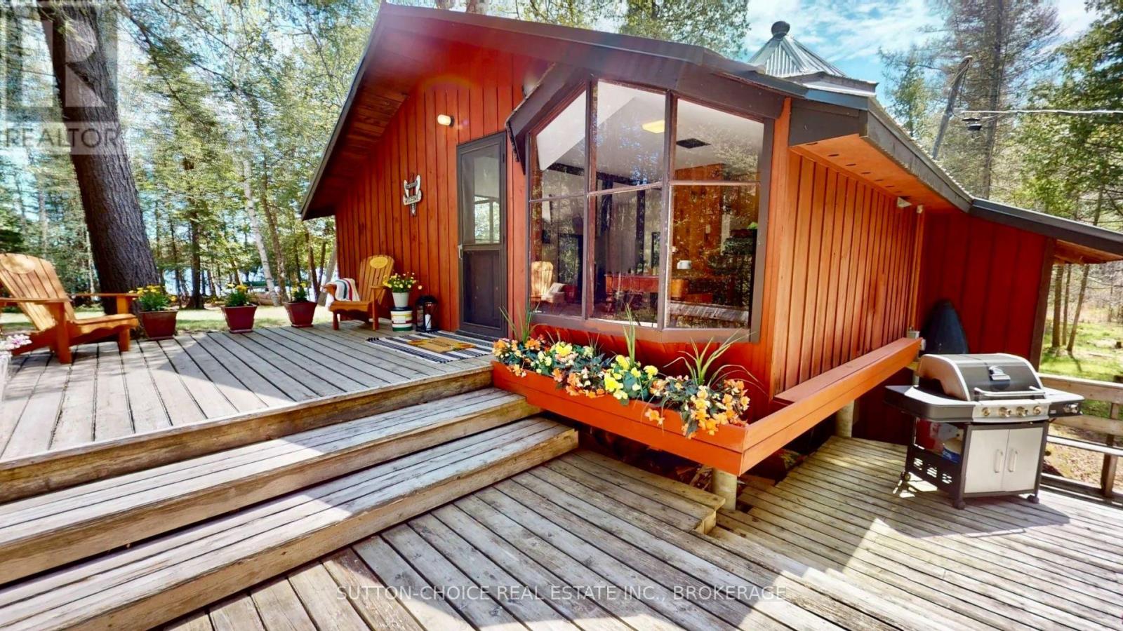 104 HEMLOCK ISLAND - 1