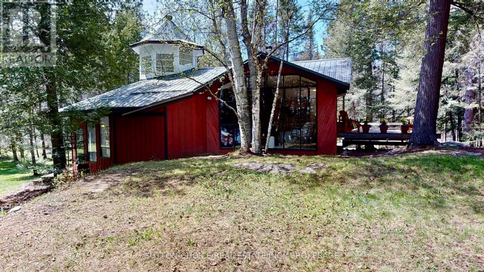 104 HEMLOCK ISLAND - 2