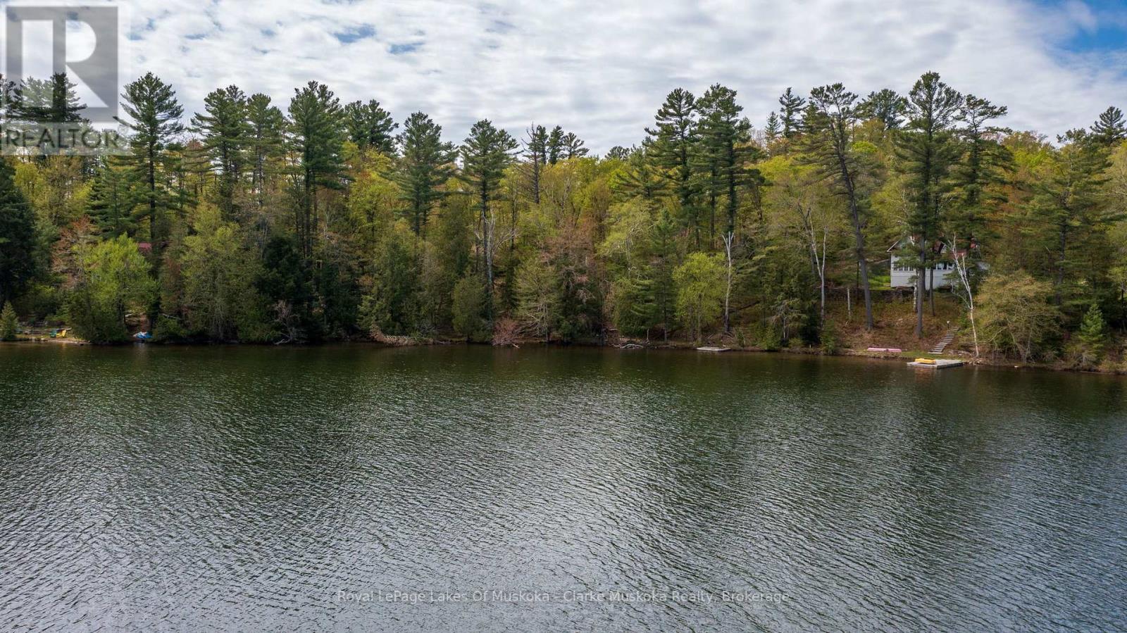 250 & 252 CLEAR LAKE ROAD - 30