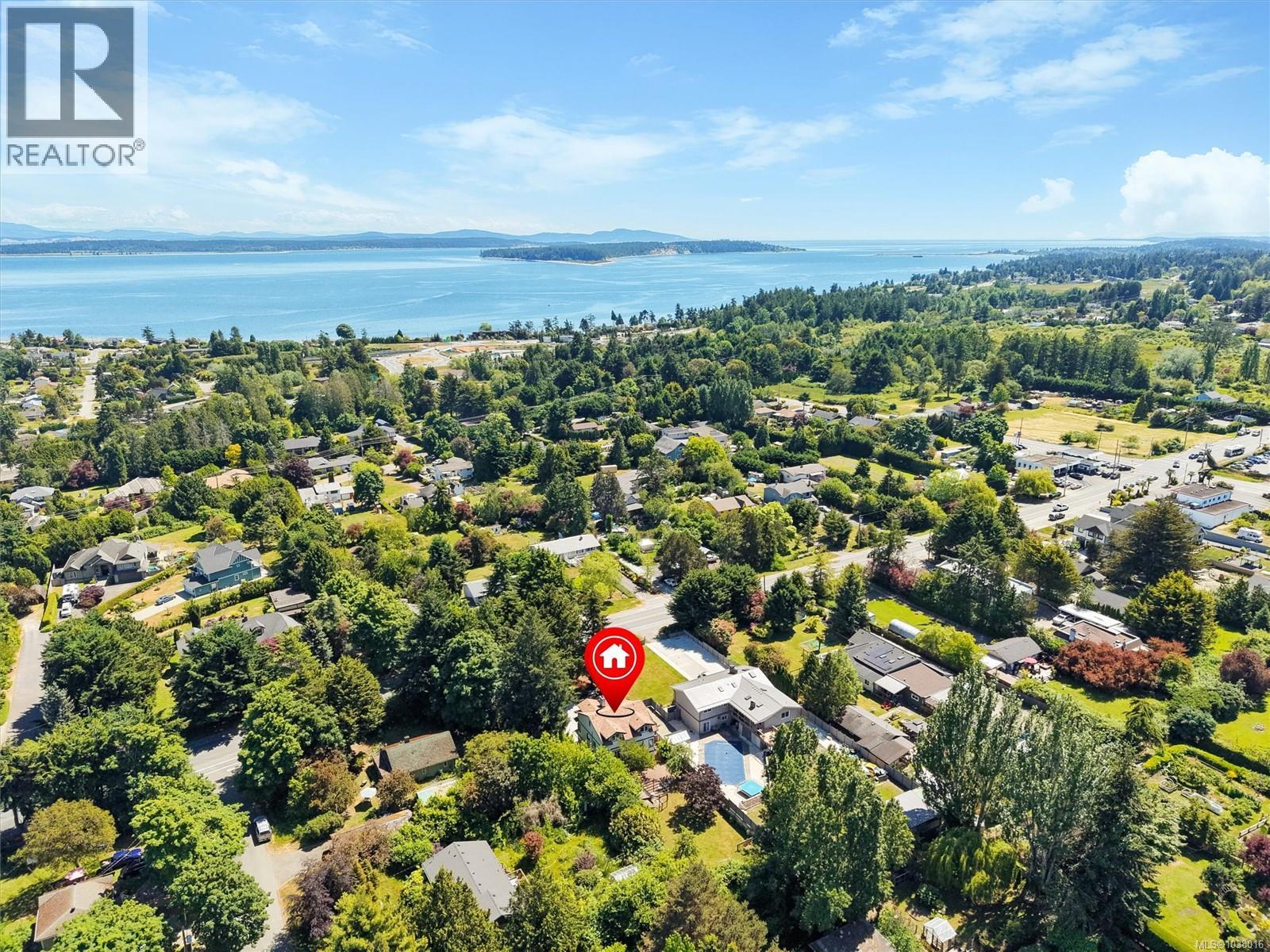 9220 East Saanich Rd - 50