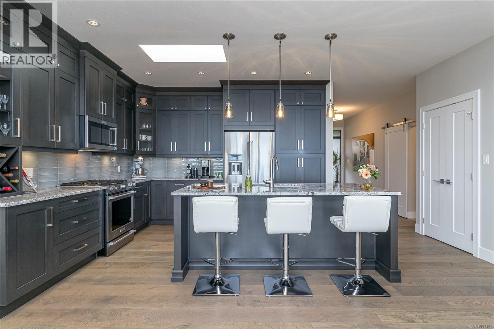 #16 626 Farrell Rd - 21