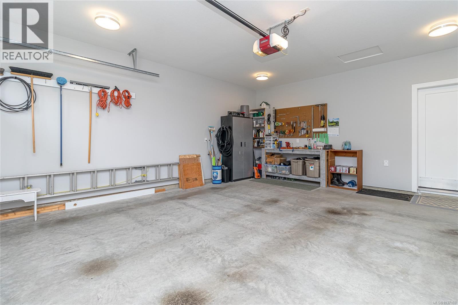 #16 626 Farrell Rd - 45
