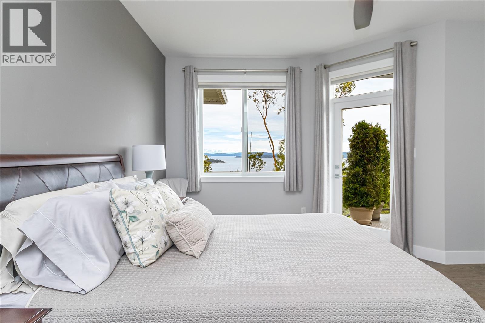 #16 626 Farrell Rd - 34