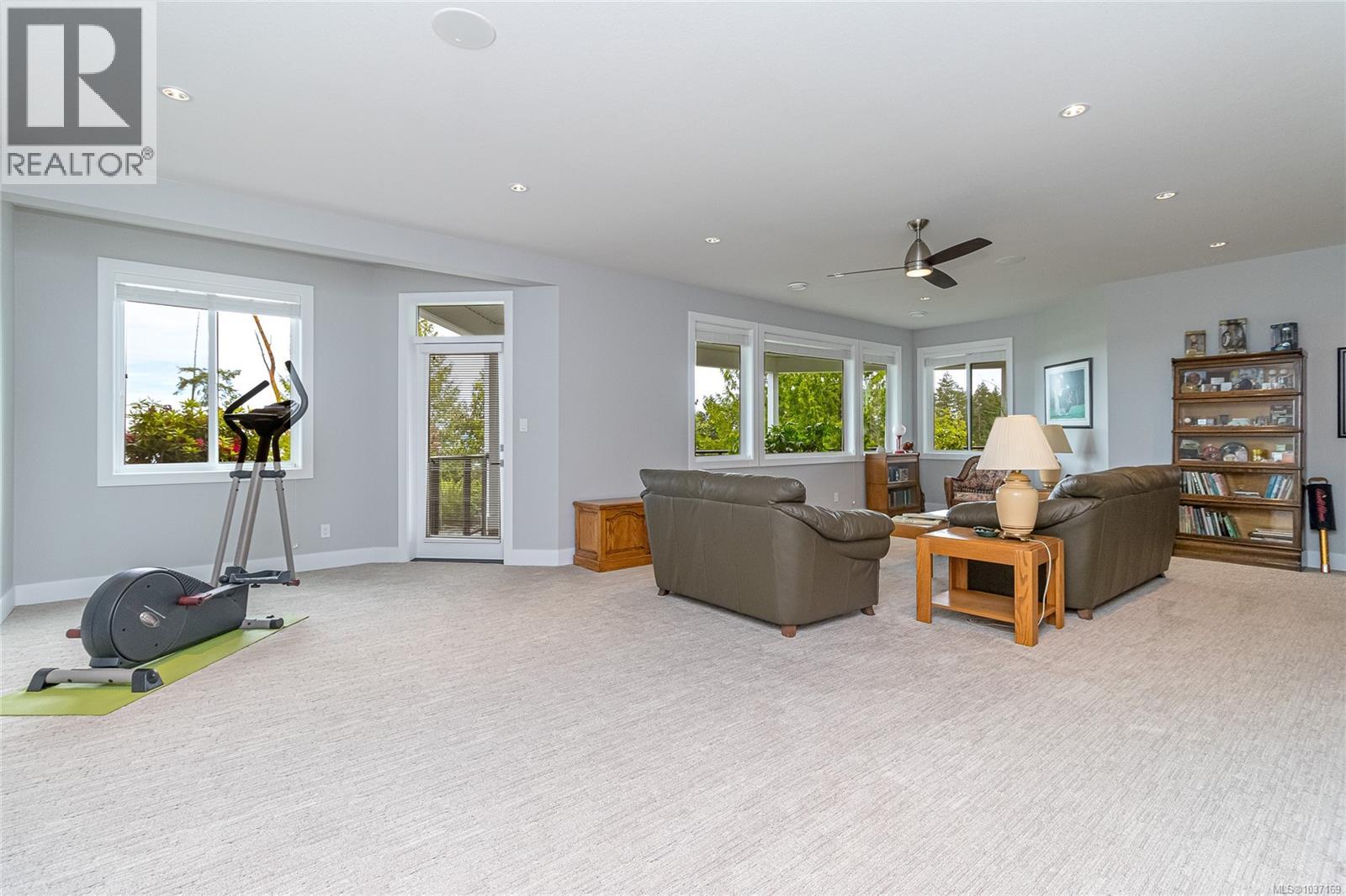 #16 626 Farrell Rd - 27