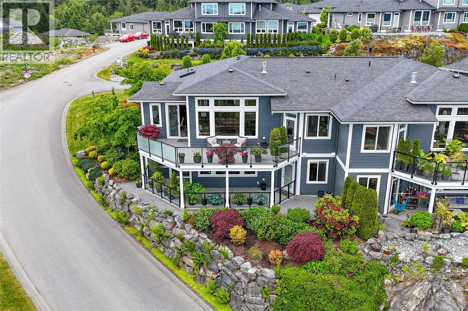 #16 626 Farrell Rd - 60