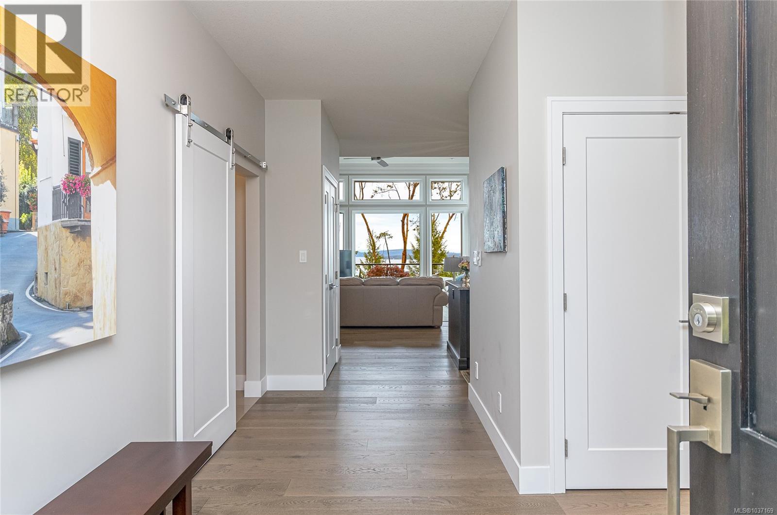 #16 626 Farrell Rd - 9