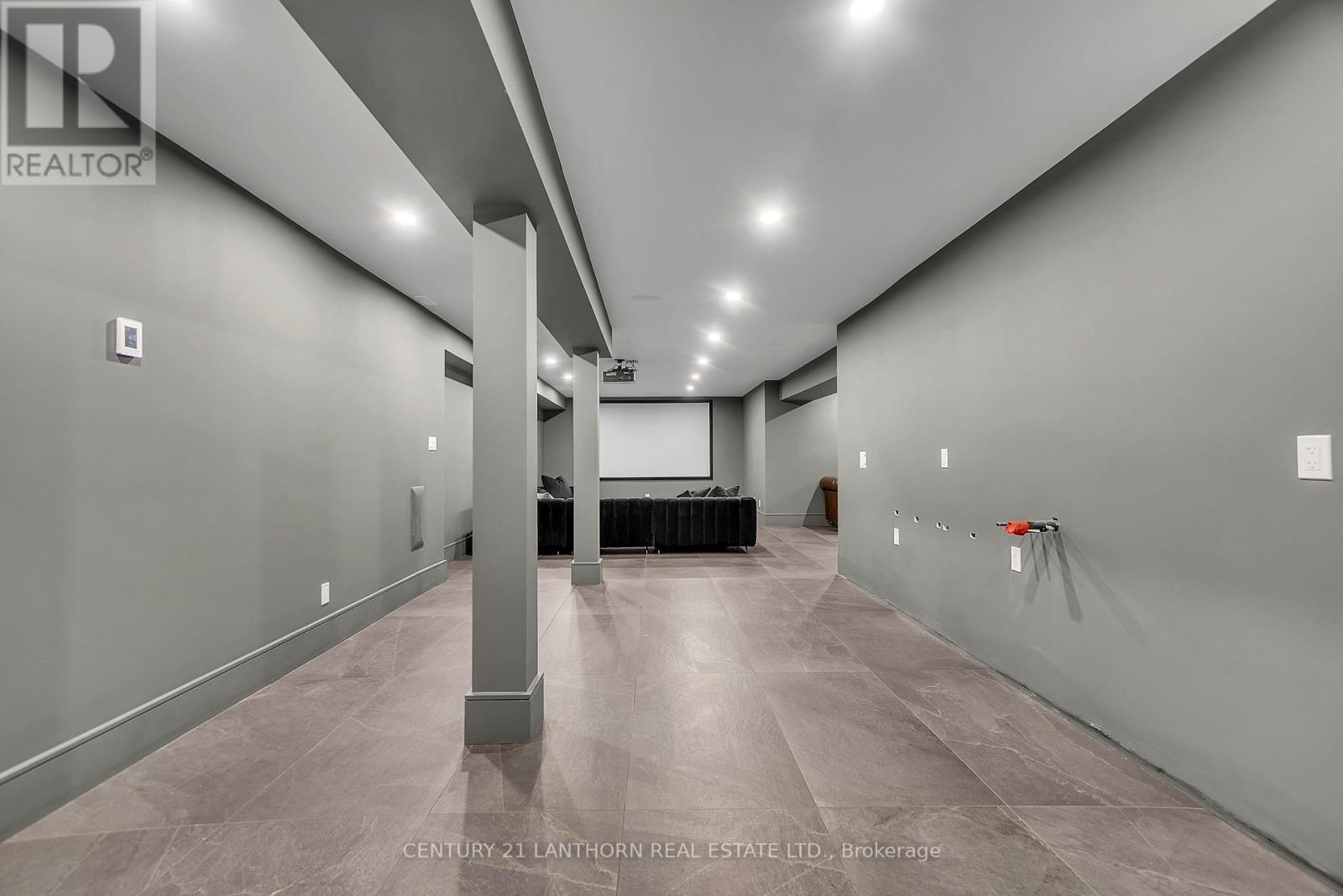 676 FOXTON ROAD - 30