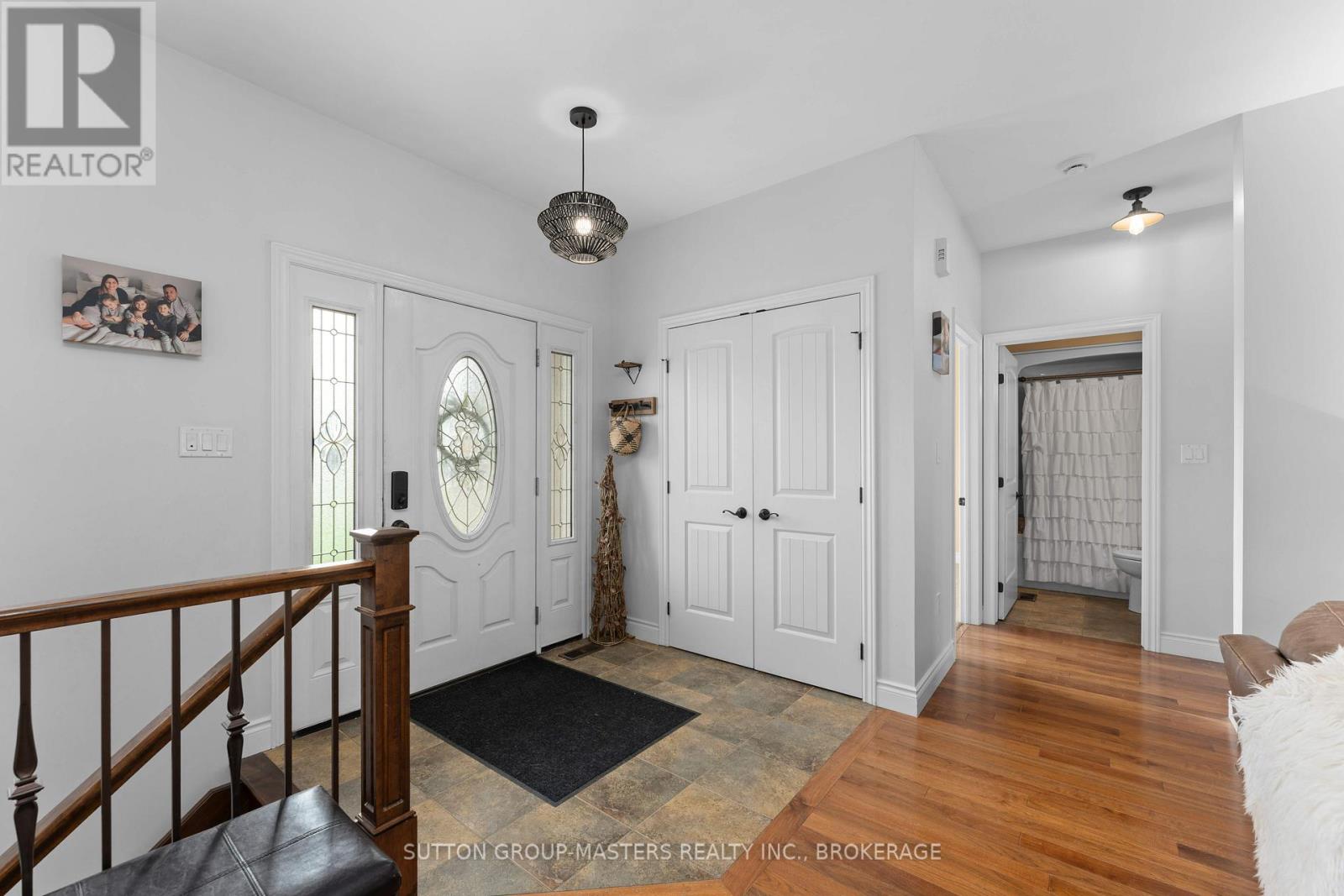 11 DAWSON DRIVE - 4