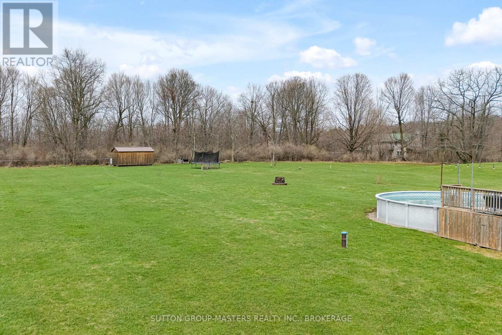 11 DAWSON DRIVE - 43