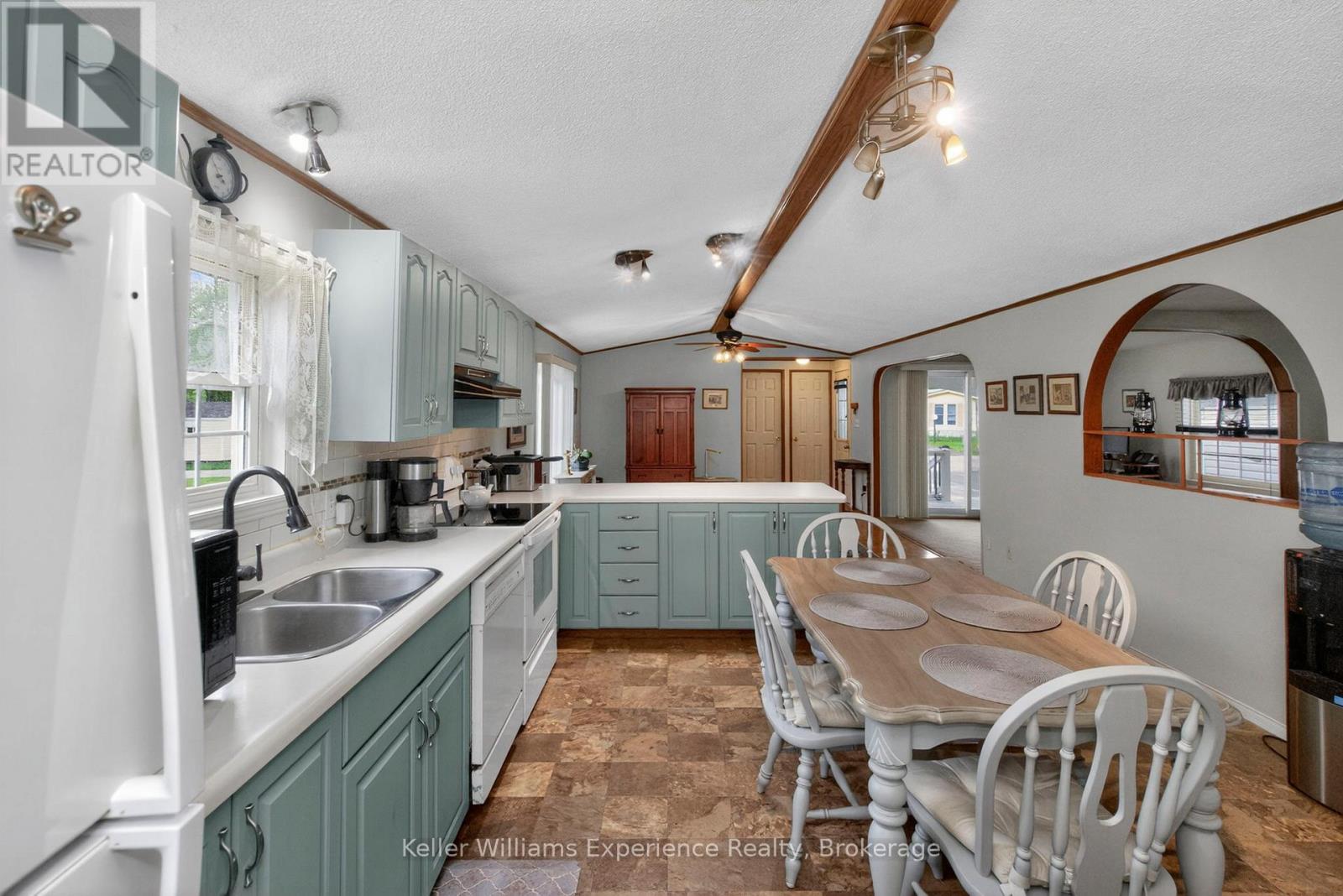 #15 5411 ELLIOTT SIDE ROAD - 12