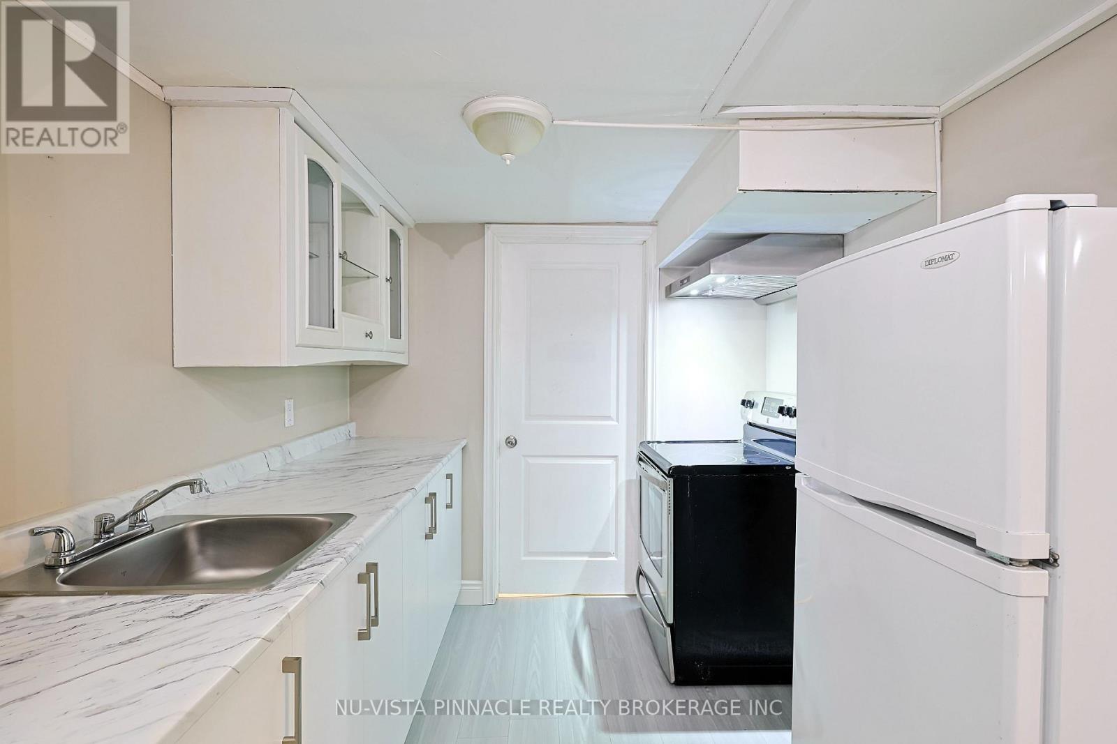 46 MONMORE ROAD - 18