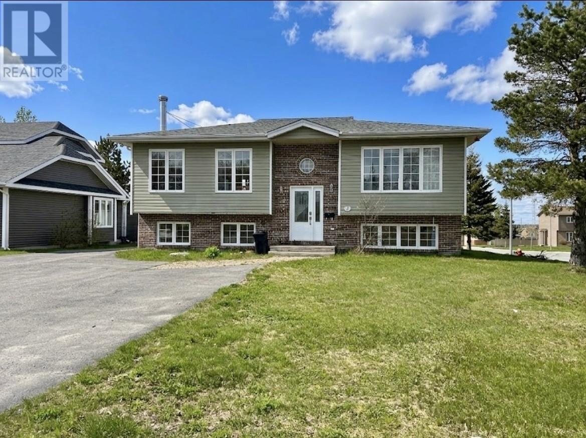 2 Henley Street - 1