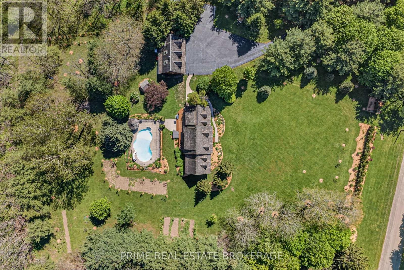 575 EMILY STREET - 3
