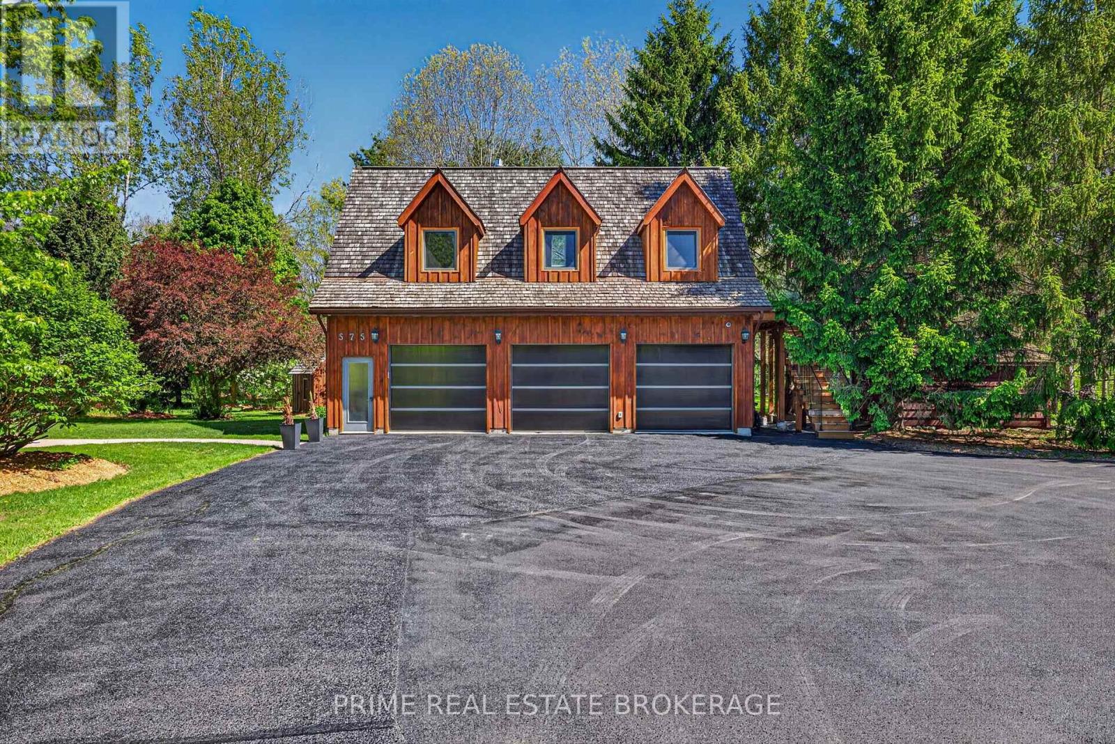 575 EMILY STREET - 32