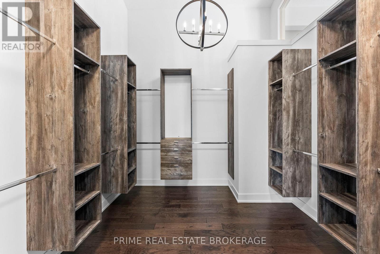 115 SOUTH CARRIAGE ROAD - 23