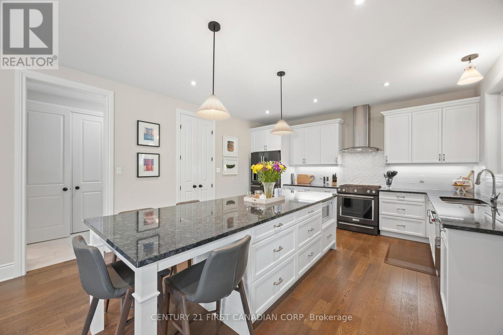 2263 DAUNCEY CRESCENT - 14