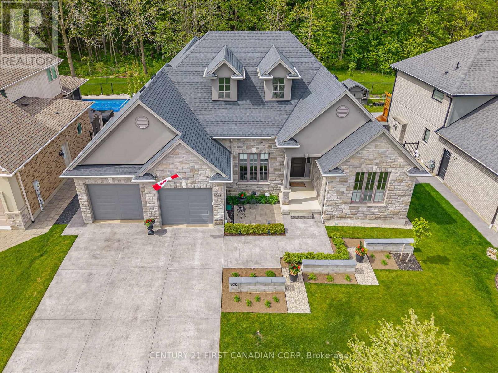 2263 DAUNCEY CRESCENT - 45