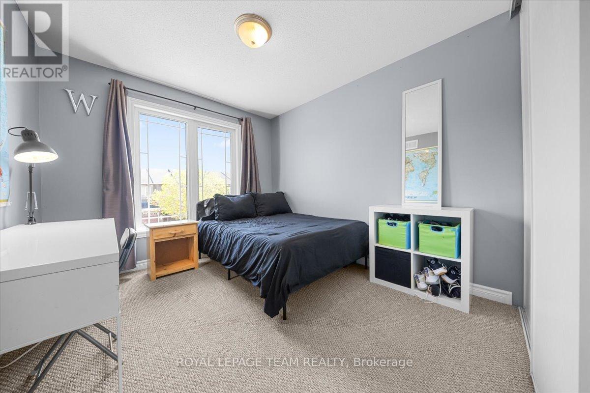 345 FORESTBROOK STREET - 34