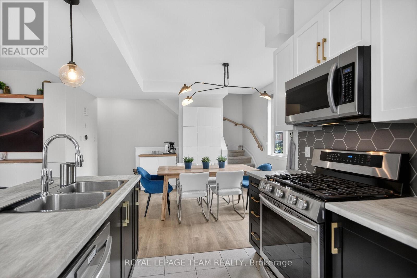 569 CLEMENCY CRESCENT - 18