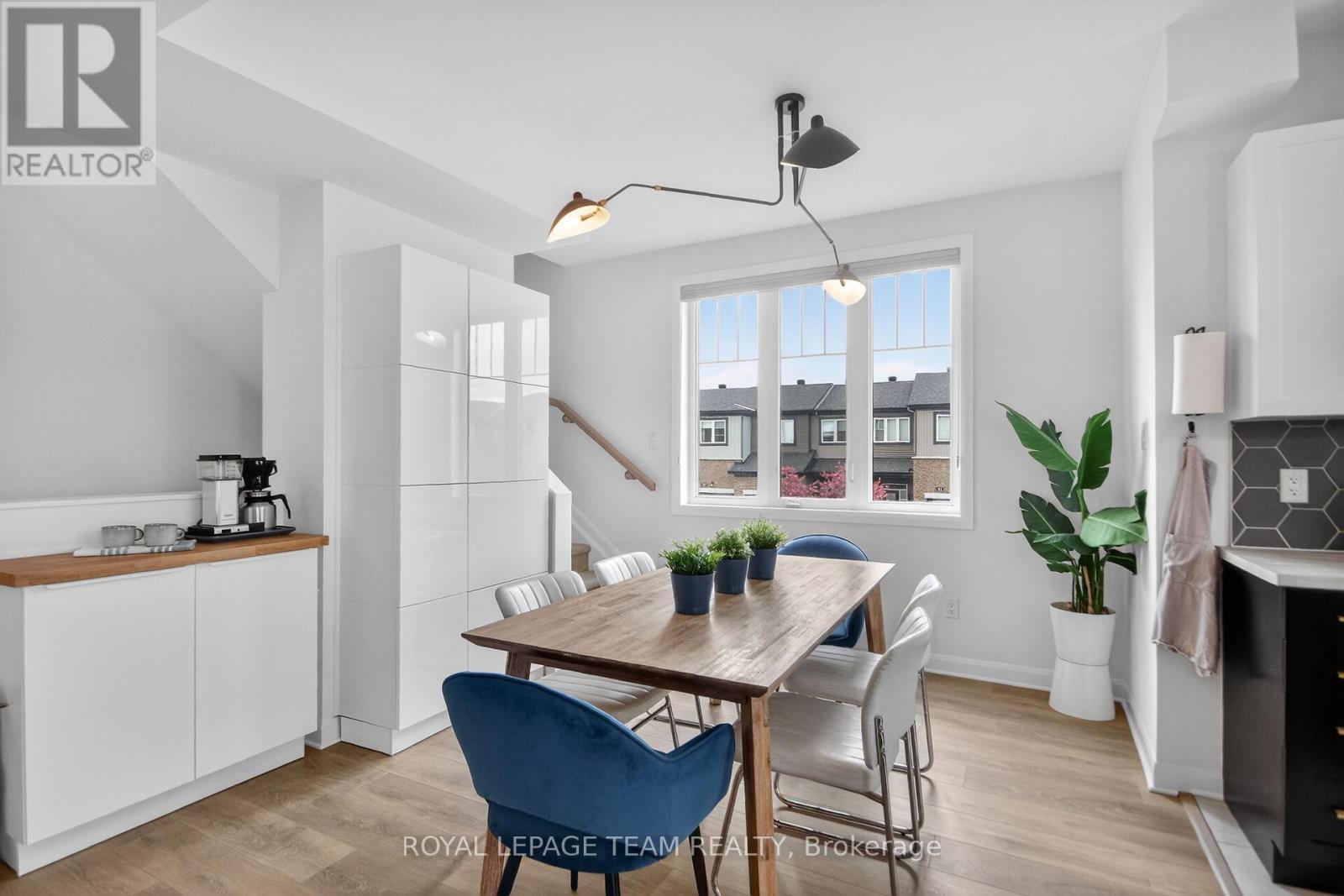 569 CLEMENCY CRESCENT - 21