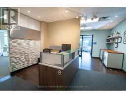 300, 301 - 135 Michael Cowpland Drive, Ottawa, ON K2M2E9 Photo 7