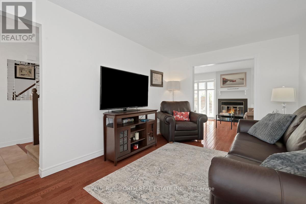 1729 TACHE WAY - 8