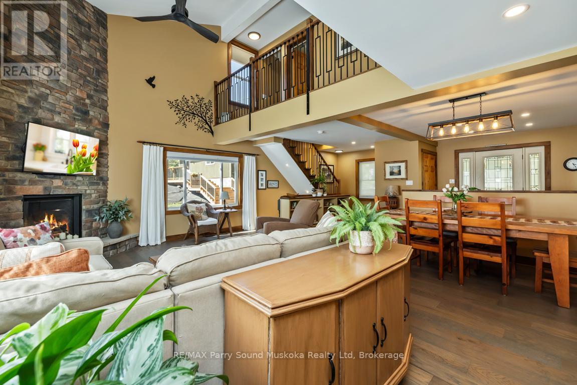 13 PENINSULA SHORES ROAD E - 11