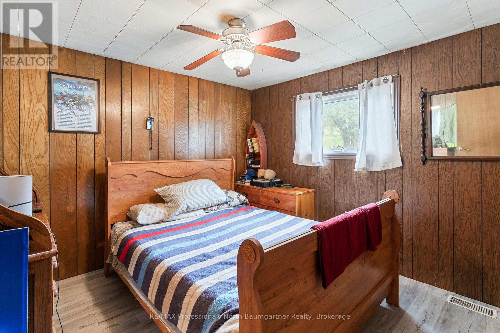 1093 REYNOLDS ROAD - 24