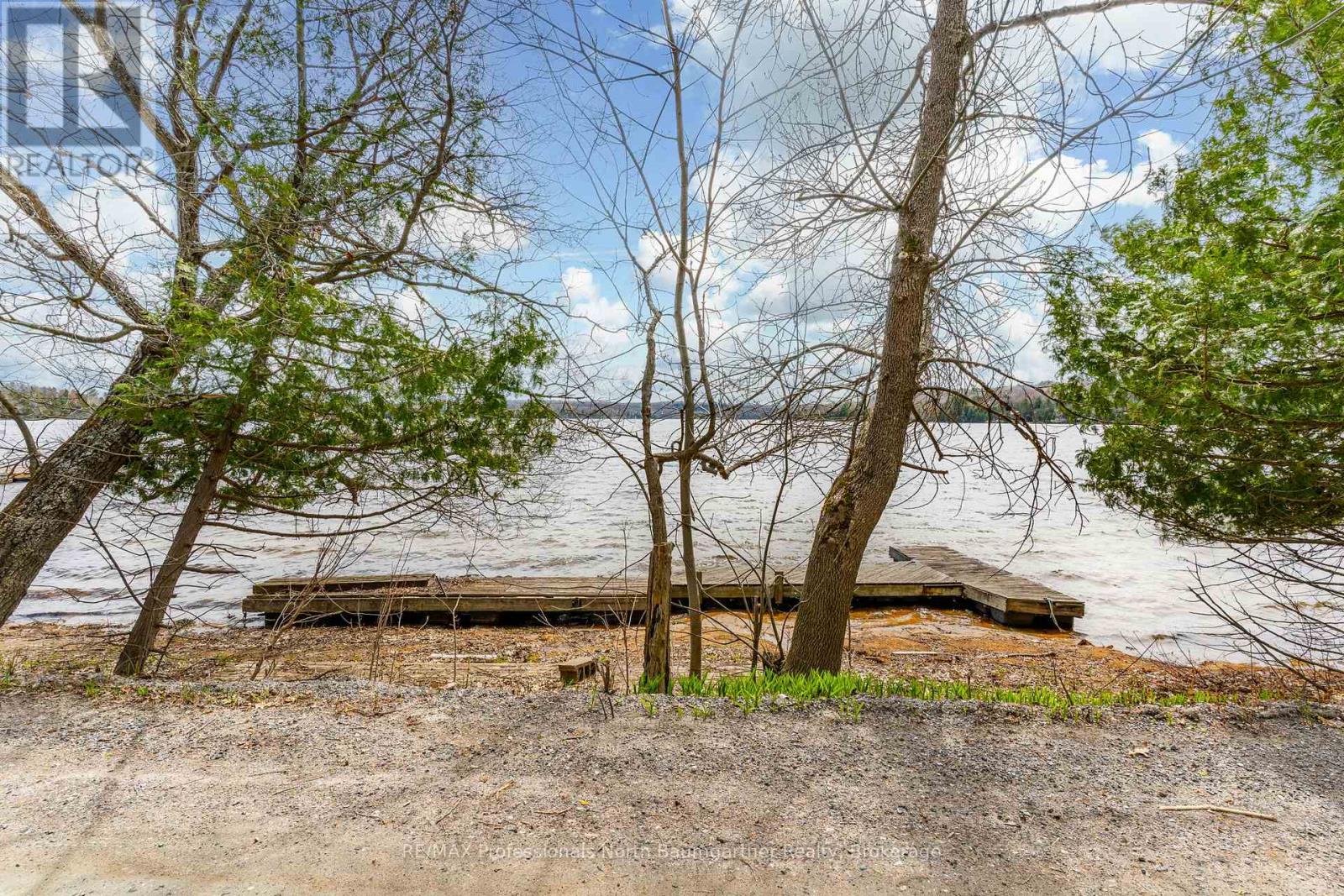 1093 REYNOLDS ROAD - 3