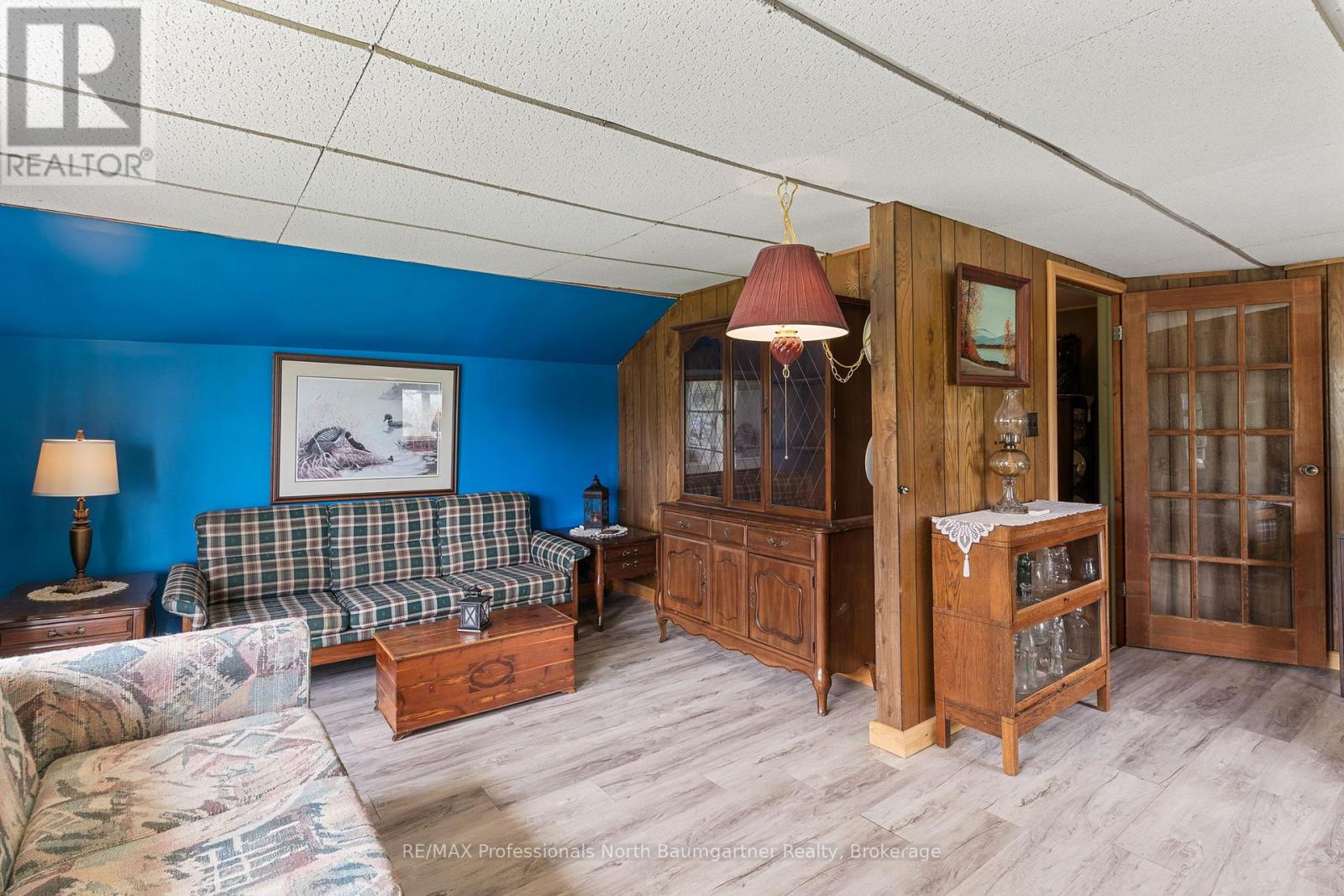 1093 REYNOLDS ROAD - 32