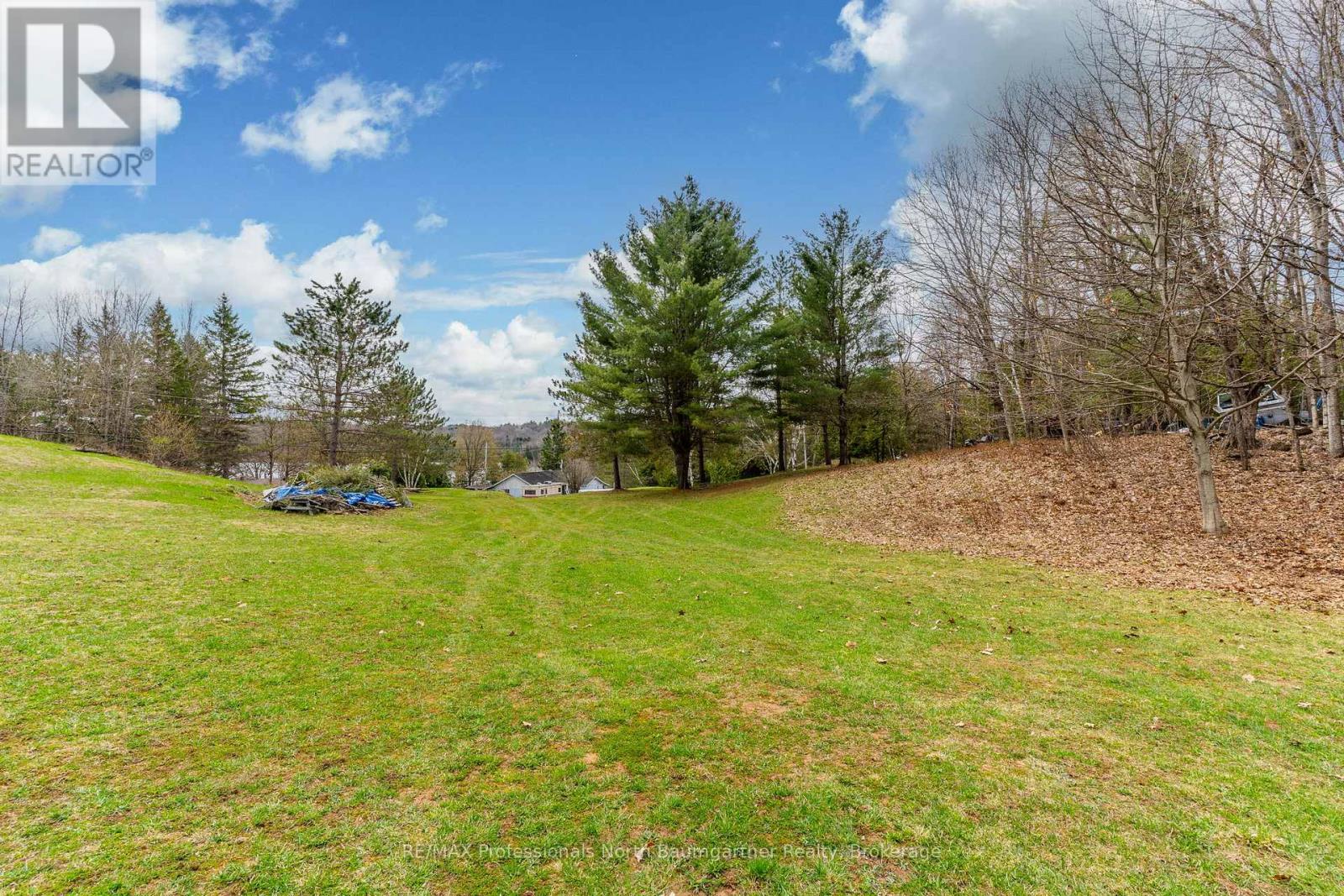 1093 REYNOLDS ROAD - 43