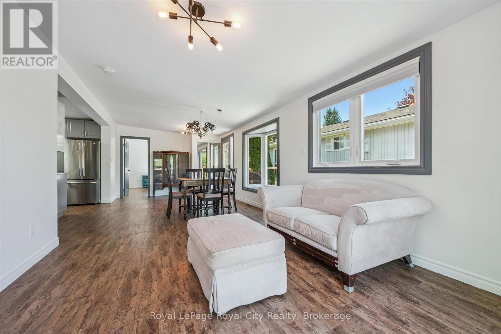 9 BUSH LANE - Image 10