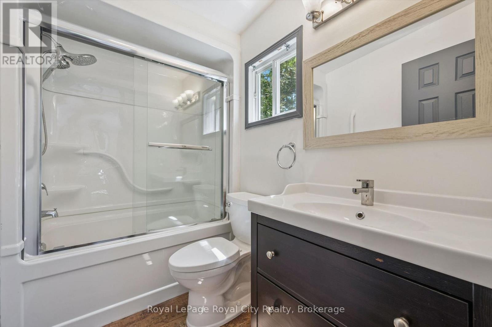 9 BUSH LANE - Image 20