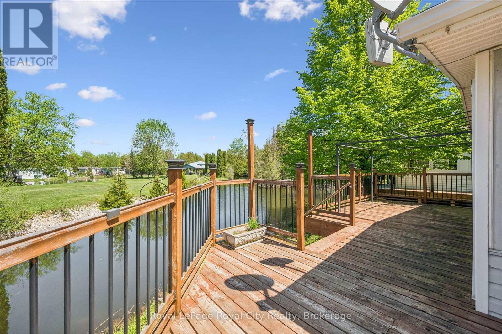 9 BUSH LANE - Image 23