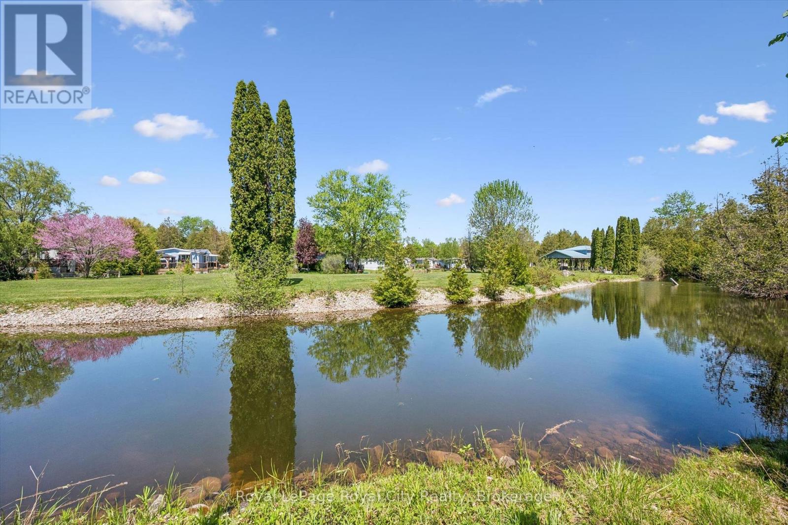 9 BUSH LANE - Image 25