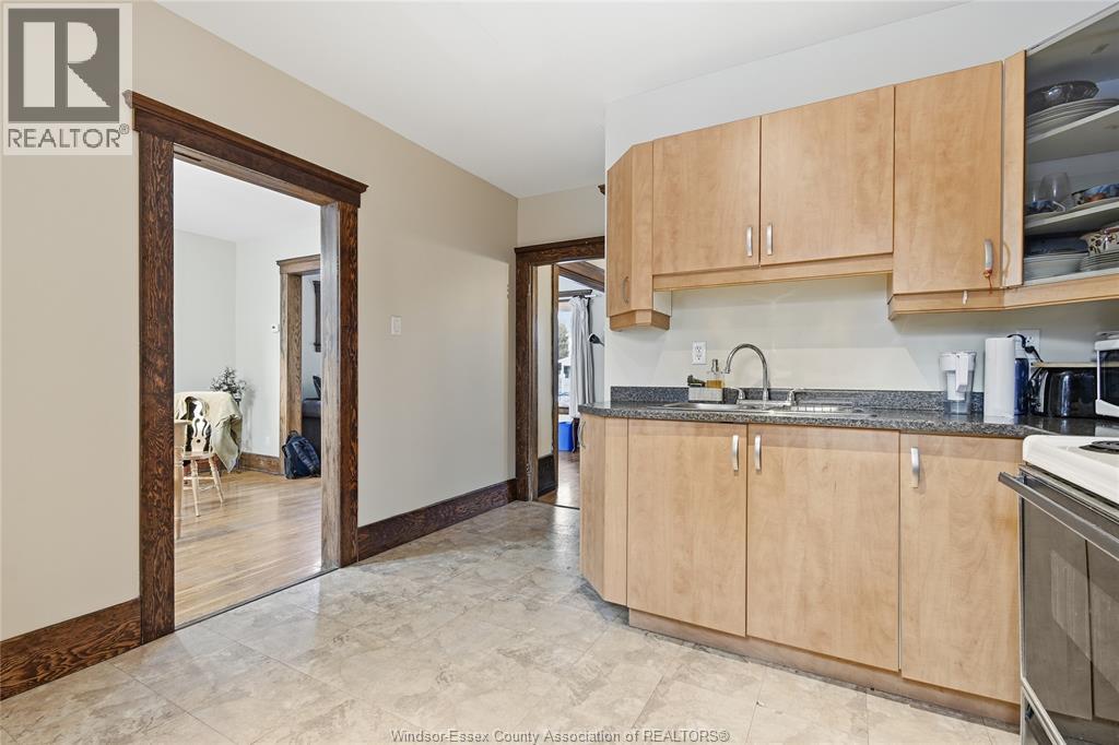 173 CAMERON AVENUE - 15